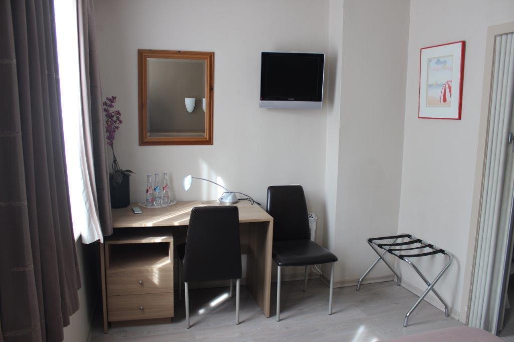 Hotel Bloom Диксмёйде Экстерьер фото